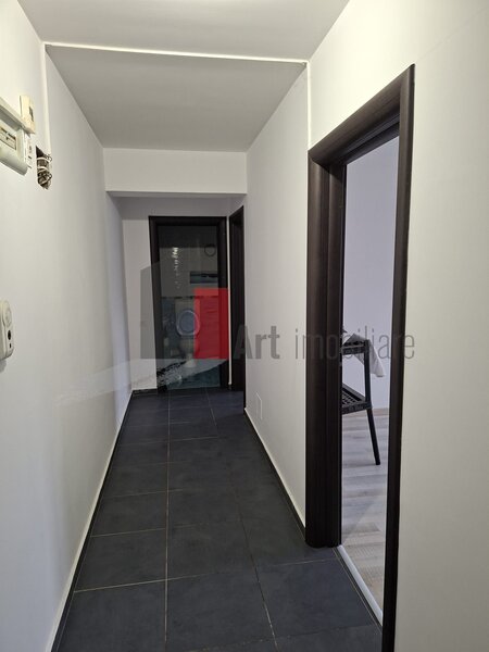 Metalurgiei, Aparatorii Patriei, apartament cu 3 camere de vanzare, cu centrala.